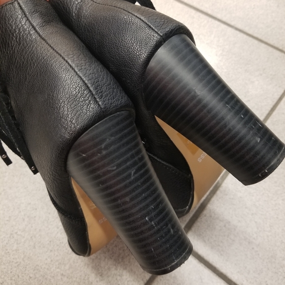 Express open toe high heels. - Picture 5 of 9